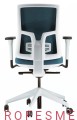 fotel-biurowy-z-bialym-stelazem-SKILL-SOFT-regulowane-podlokietniki-mechanizm-synchron-wysuw-siedziska-tapicerowanego-tkanina-sklep-profesmeb.jpg